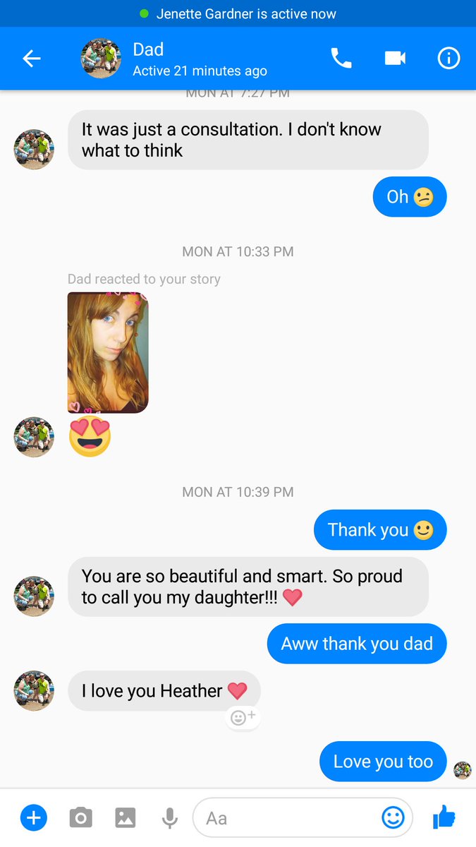 Lil_Darlin_323's tweet photo. #MyParentsThinkThatIm beautiful and smart :) as he told me last night. https://t.co/JQeoKDhgtb