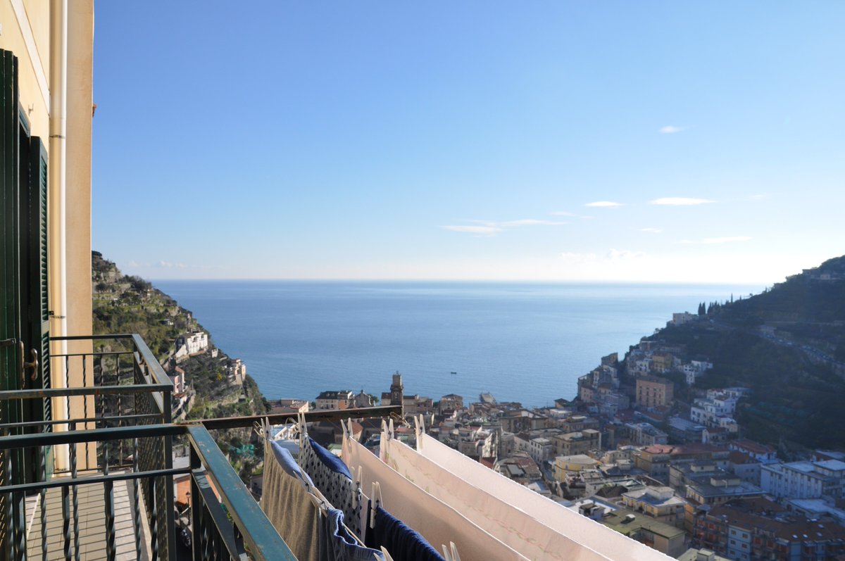 VillaPrimaveraA's tweet image. il #problema delle #macchie gialle da #CremaSolare sulla #biancheria che non si tolgono nemmeno con la candeggina ... interessante questo sito: nononsensecosmethic.org/solari-che-mac…