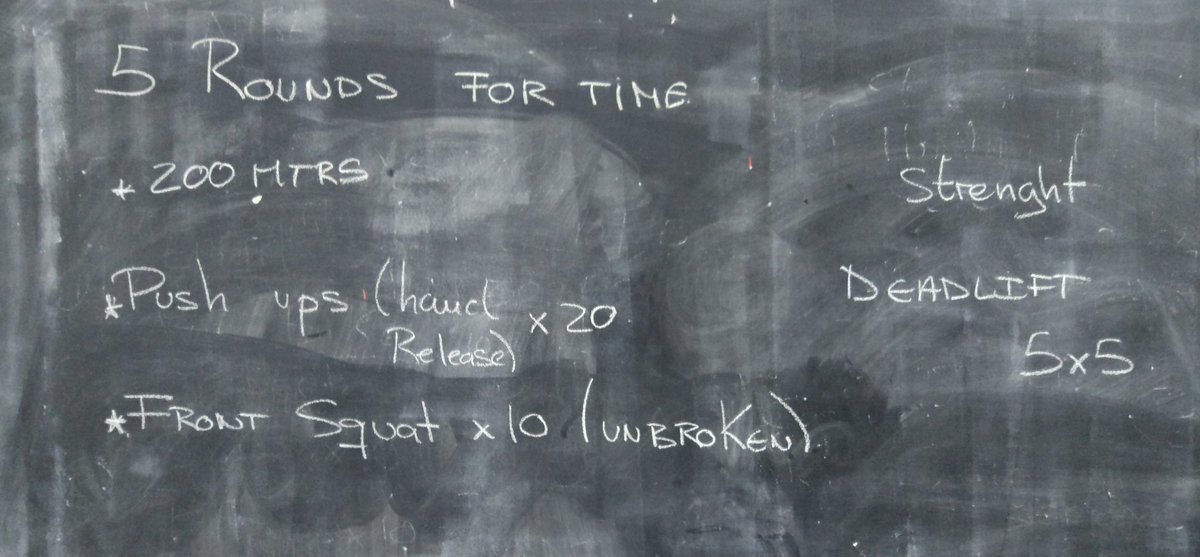 oscarpventura's tweet photo. Hoy en #CrossfitMálaga fuerza bruta con el #Deadlift y luego un #WOD explosivo que he metido en 11:55 yendo a ritmo infernal 💪🏋️😈
#Crossfit
#Theonlyeasydaywasyesterday
#stopexercisingstarttraining
#Bemorehuman
#BloodSweatRespect
#Vikingattitude
#Perseverance https://t.co/D9r4zOGMX2