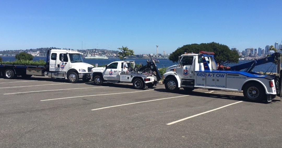 ABCTow_Seattle's tweet photo. We have a truck for every job. With a complete fleet of well-maintained tow trucks, we are ready to come to your rescue in any instance. Visit us online to learn more about our services: https://t.co/0ucD8u2Uge #abctowing #seattle... https://t.co/YnVBiiCFdS