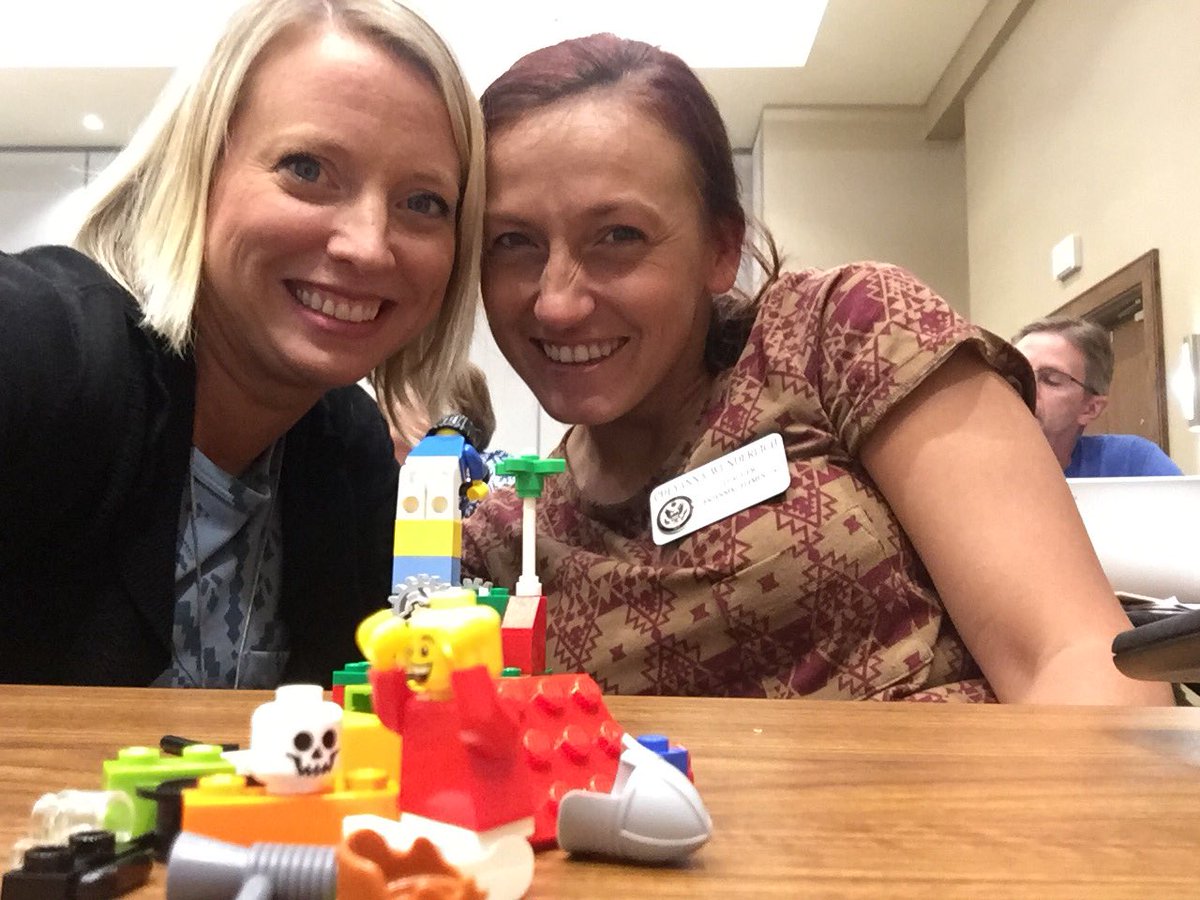 jewell_jenny's tweet photo. Lego Winners! @chey_pete #EPSSTEM18 @WFWildcats06 https://t.co/yEWypiQF7m