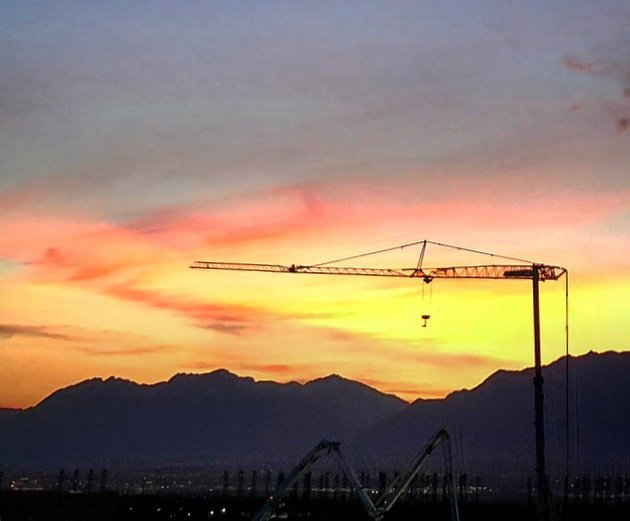 Geneva_Rock's tweet photo. Working with Pikus Construction at Thanksgiving Point. 📷: Lynn Oscarson #sunset #construction #crane #concrete #concreteconstruction #clouds #sky #buildutah https://t.co/vQgA40Fk4D