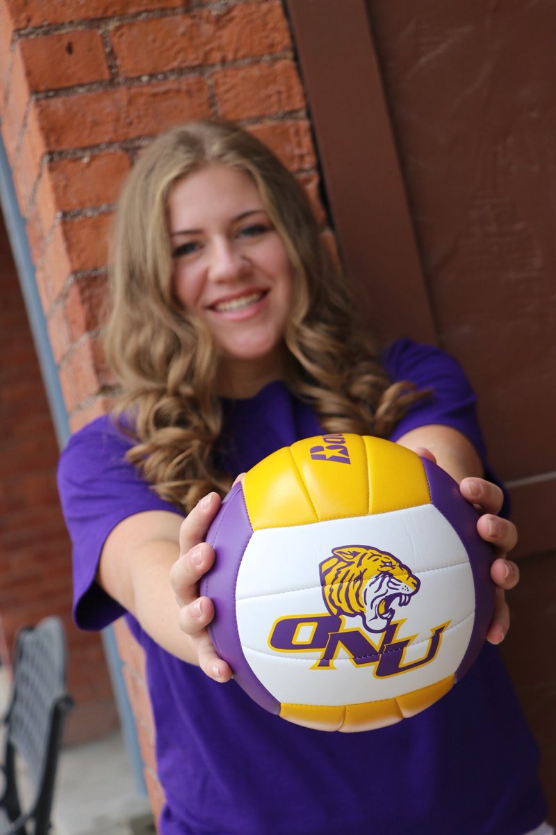 suttonbate's tweet photo. So excited and blessed to announce that I’m verbally committed to play at my dream school Olivet Nazarene University!! Go tigers 🐅💜💛 @ONUAthletics https://t.co/IUnyDxKJeo