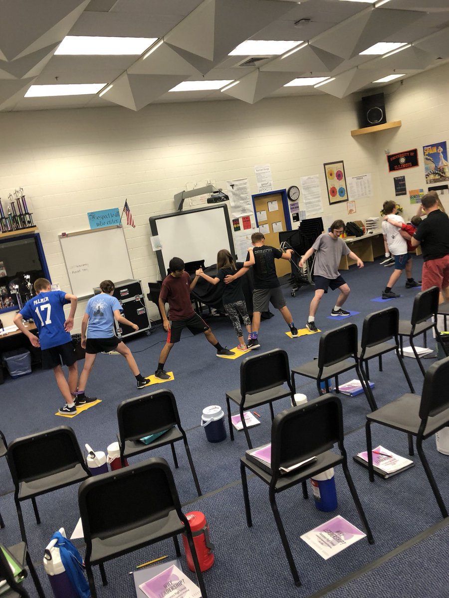 SMMSMusicDept's tweet photo. Teamwork and cooperation 👌🏼 @Thsband2010 https://t.co/7EFP4Ur9cd
