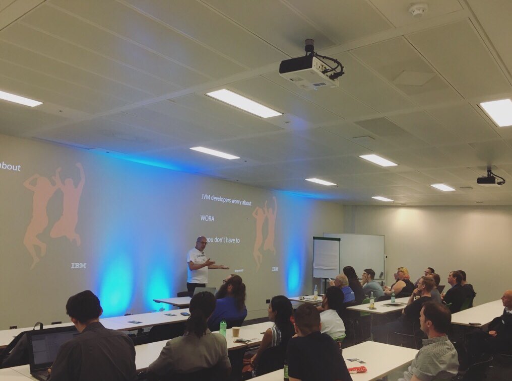 BrideyAtSM's tweet image. A quick break and top up of drinks and we are ready for the next in the #CodeMatters line up! ⚡️⚡️This talk is @spoole167 letting us in on the secrets of how far we can take #java and answering all the questions you have been secretly harbouring! @skillsmatter @IBMCodeLondon