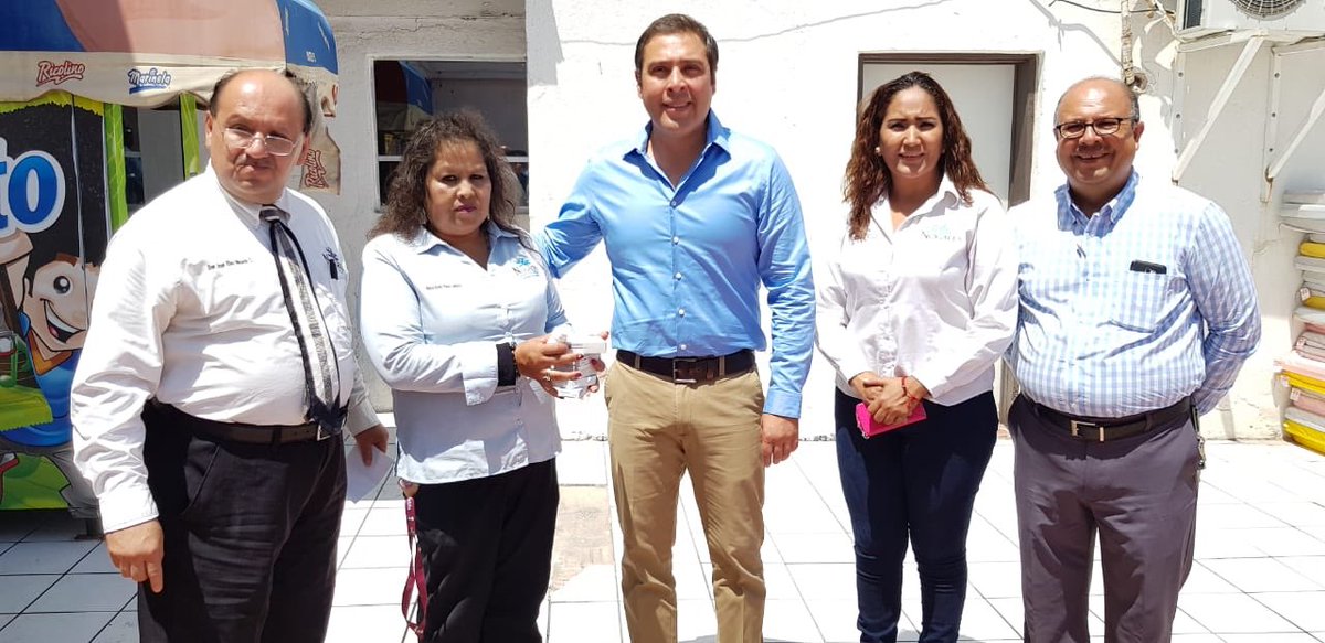 TemoGalindo's tweet photo. Entregamos 40 colchonetas para las actividades y atención para los menores que asisten al Centro de Sueños Ministerio NANA y medicamento para una familia necesitada.  ¡Seguimos trabajando por #Nogales! https://t.co/UHBNGGp75F