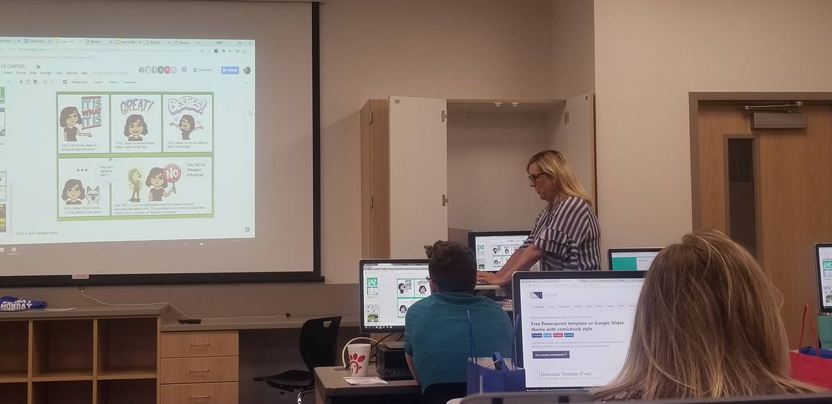 DISDTechnology's tweet image. Session 3 with @bcarterdisd Bitmoji + Comic Strips = Googleicious Fun!! 😁👍#DISDTechnology