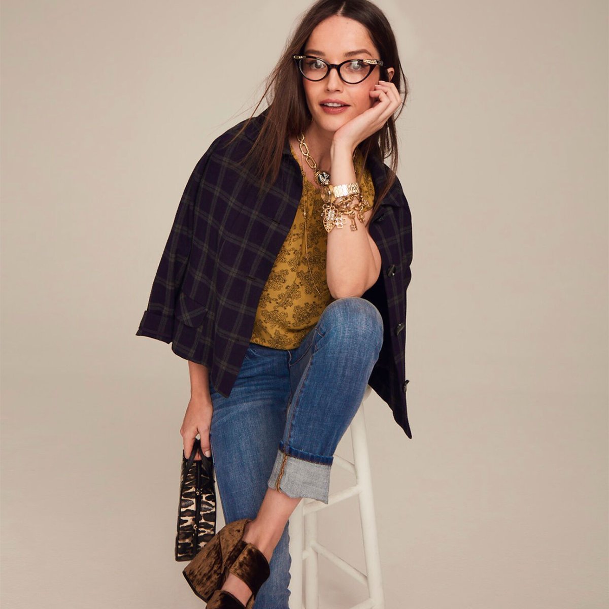 cabiclothing's tweet photo. Plaid + paisleys = print mixing for fall #printmixing #cabiclothing https://t.co/PuJiB4Mvtb