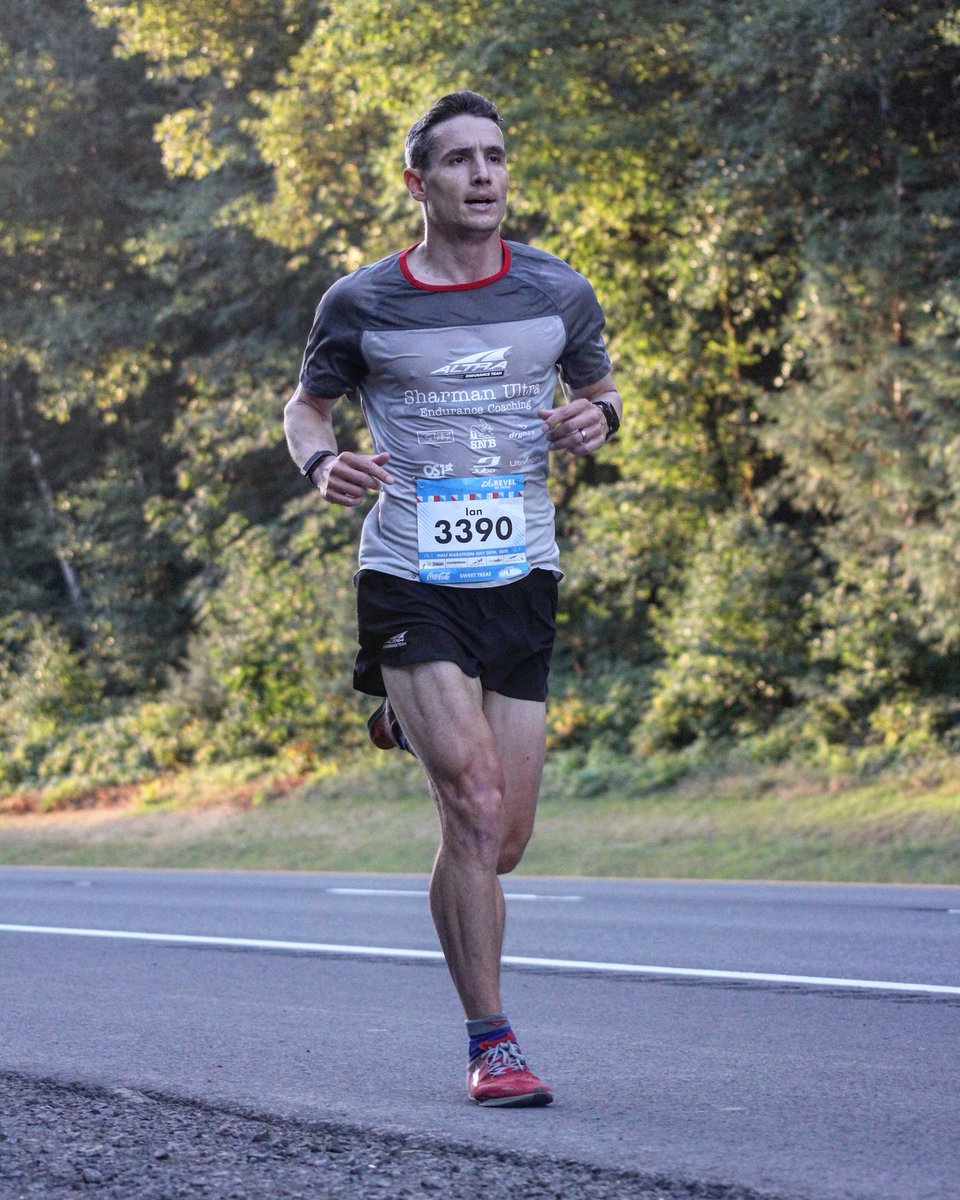 sharmanian's tweet photo. I do love my road running and the @runrevel #MtHoodHalf was fast and pretty. Next couple of weeks are some of my favorite of the year with the @CascadeRelays #CLR2018 on Friday then straight to Colorado for 2 weeks of mountain time and @LTRaceSeries #LT100.
#spAltra #TeamAltra https://t.co/O2JJY8eIwH