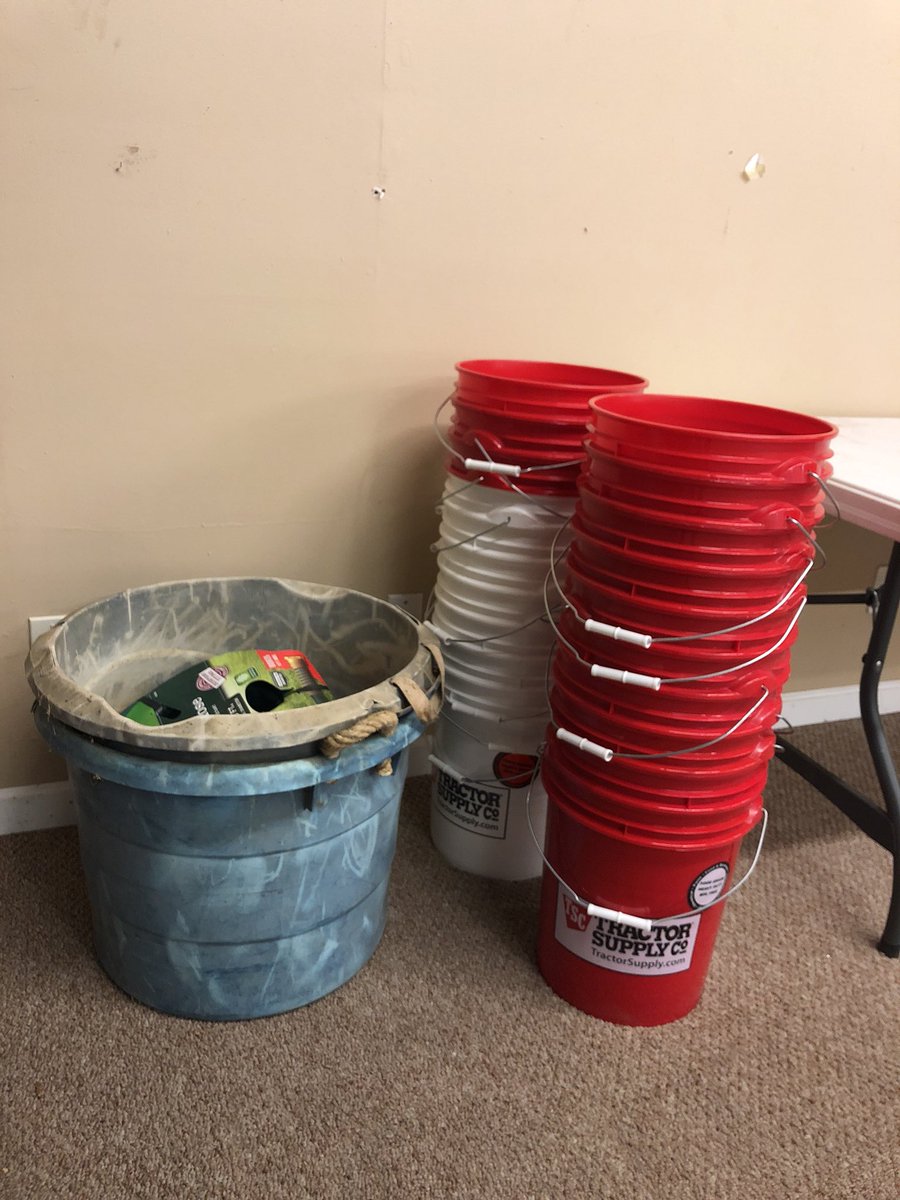 horse buckets horse buckets