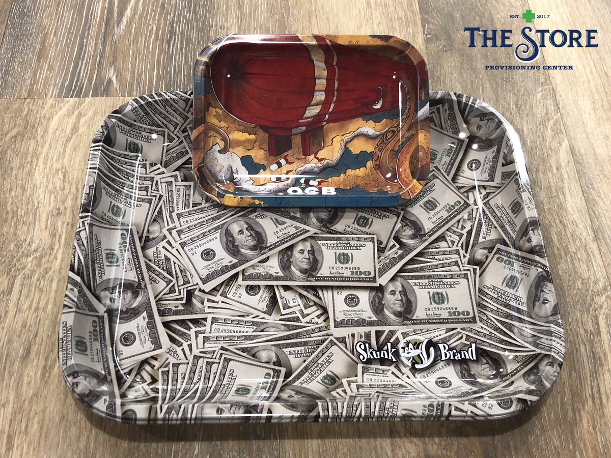 headtothestore's tweet photo. Keep one rolled with our awesome new Rolling Trays - Small &amp; Large available! #HeadToTheStore #TheStore #OozeLife #MMMP #MMJ #THC #CBD #AuGres #Terpenes #RollUp #Blaze #Medicated #Cannabis #Marijuana #Weed #Dank #Kush #Dispensary #Tuesday #Art #Joints #Blunts https://t.co/tLDmgkM2iZ