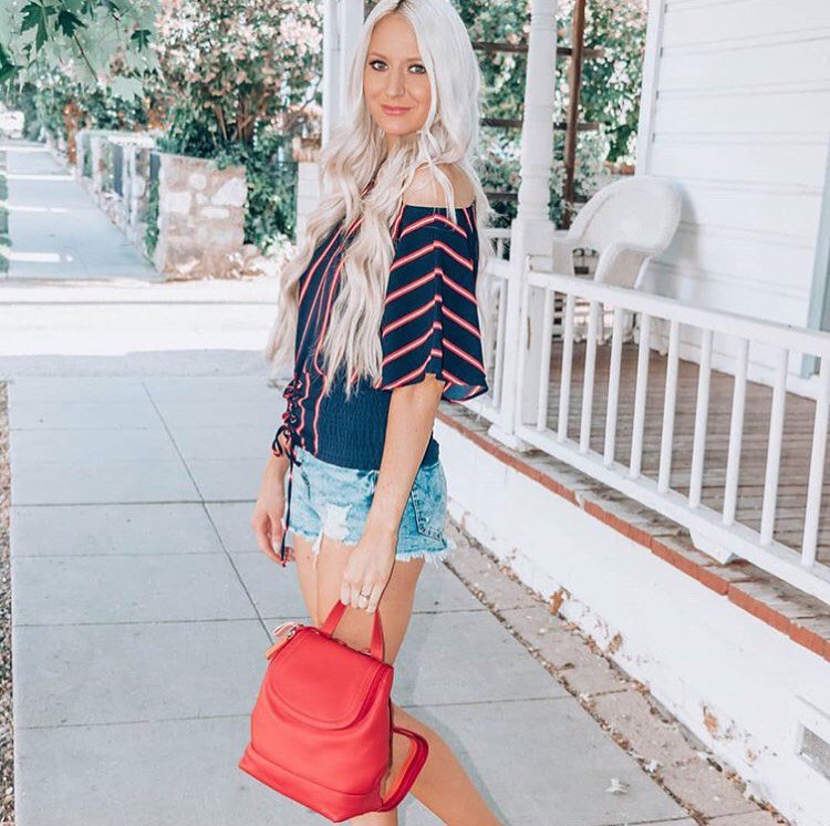 OrsiPR's tweet photo. Red hot! All of our influencers are super chic with the @mywalit Seoul backpack. https://t.co/LJVUWSXP63