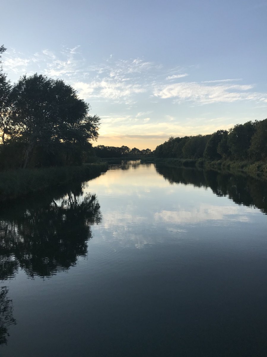 ChristelMourik's tweet photo. Nissewaard is prachtig! 💪🏻🚴🏻��♀️ https://t.co/PhHr94DKDJ