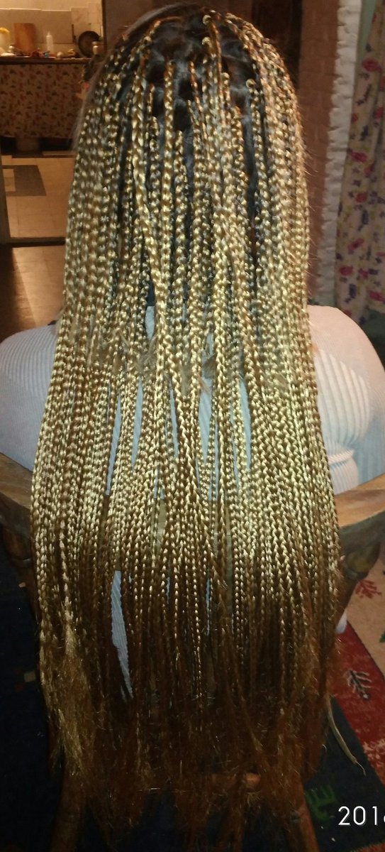 solange25_4's tweet photo. Trenzas africanas kanekalon voy a domicilio (Uruguay, Montevideo, Cordón) https://t.co/0k3YbgK1Cd