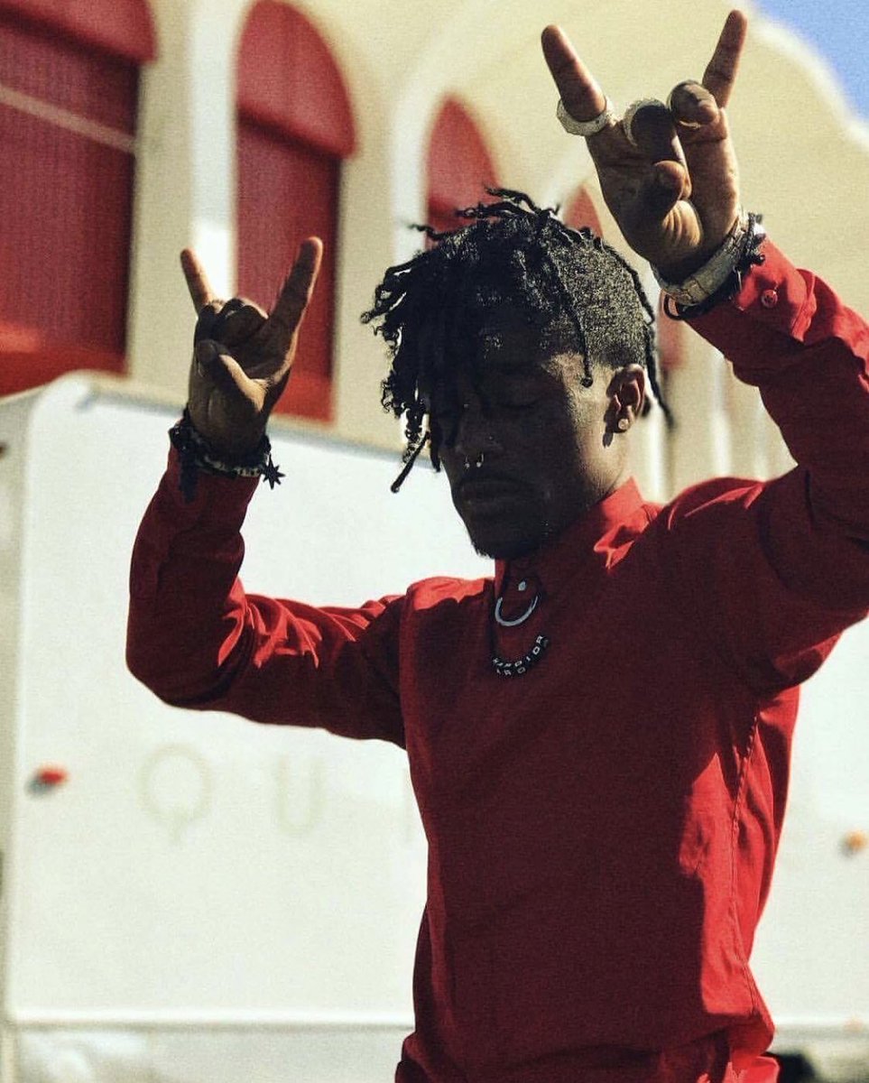 Scrimmy71's tweet photo. Happy Birthday GOAT 🐐🐍🦇🤧 @LILUZIVERT #legend #slimeboss https://t.co/uGzpiyg214