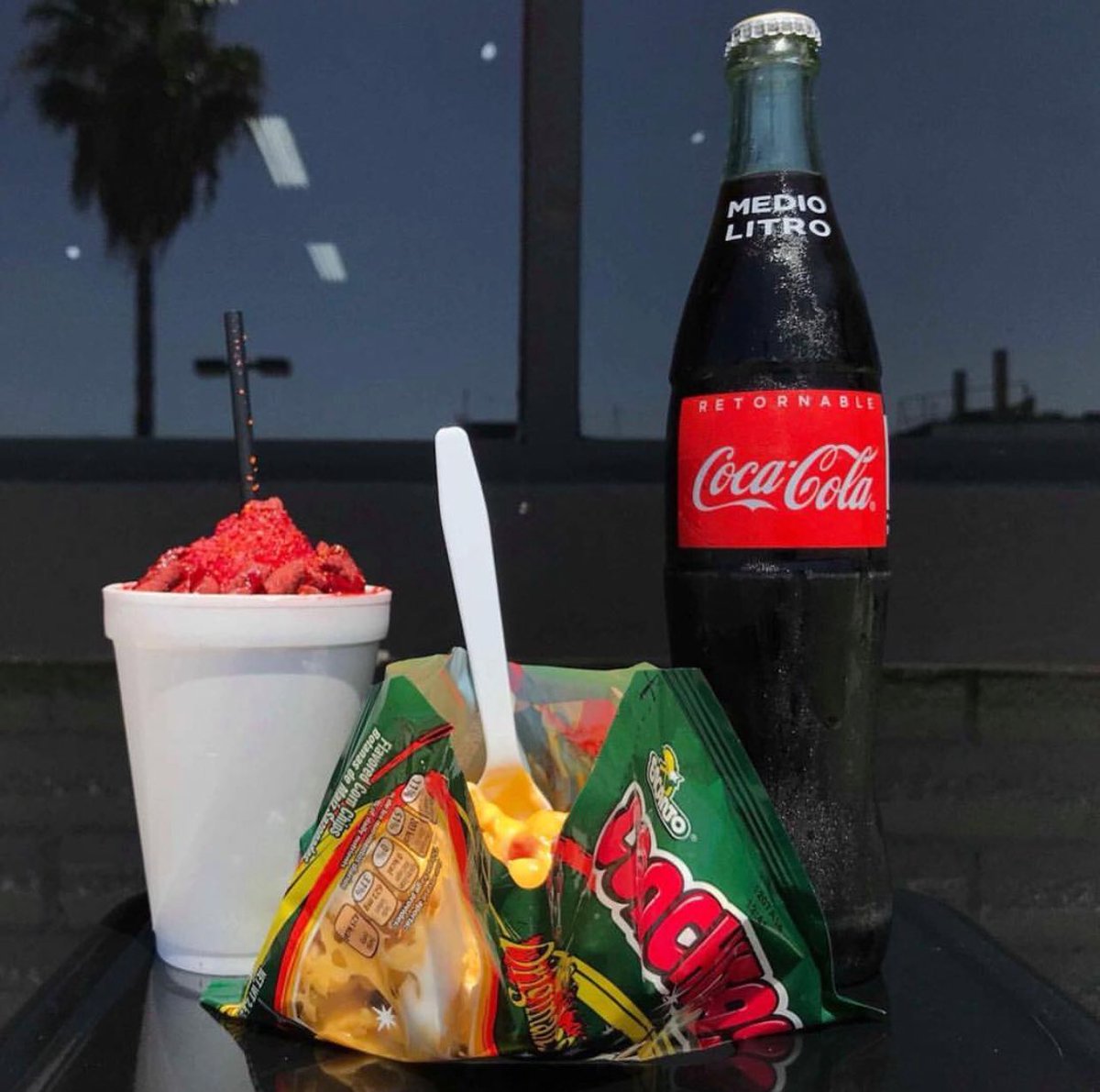 theplugmcallen's tweet photo. Cocas mexicanas always make everything better. 🤤 https://t.co/q1n6X7joeD
