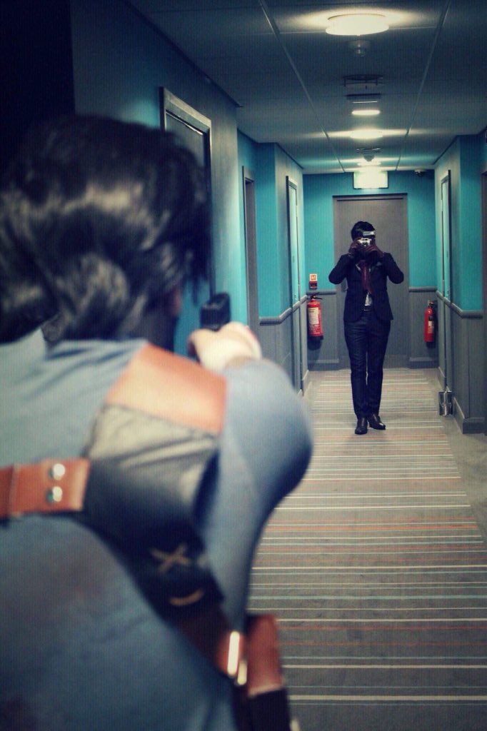 1000014's tweet image. Sarahikarii took some pics for us @TheEvilWithin #evilwithin2 #stefanovalentini #sebastiancastellanos #theevilwithincosplay #amecon
