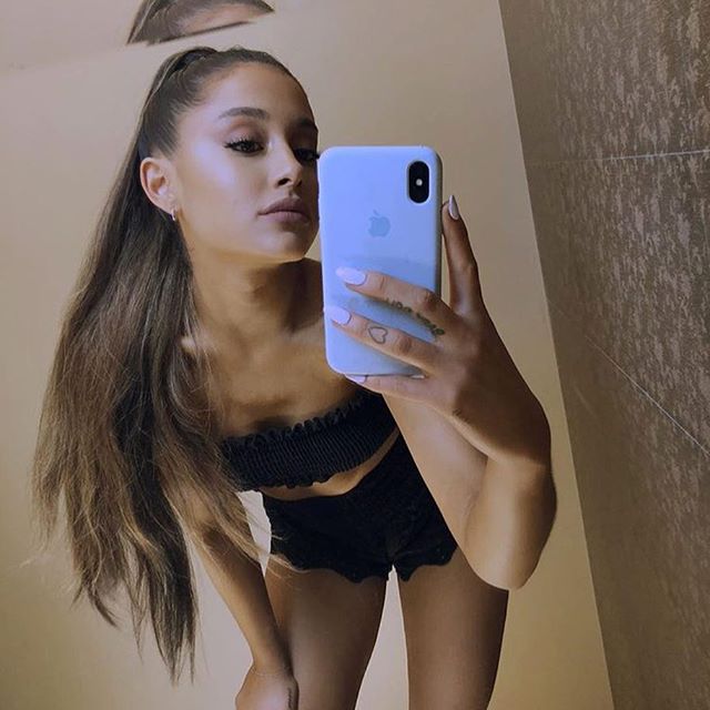 _arinewsalerts's tweet photo. ariana via instagram 💛 https://t.co/GTSi0jK3ce