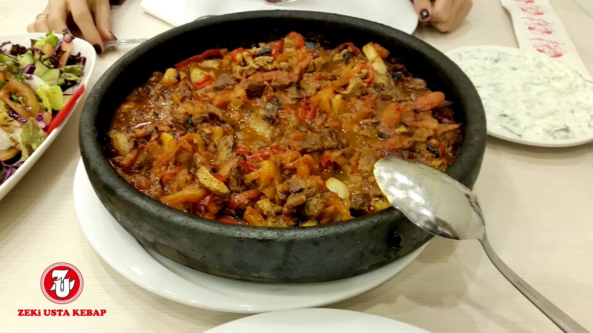zekiustakebap's tweet image. #EtTava yemenin vakti zamanı olur mu hiç... Bu lezzeti #ZekiUstaKebap'ta denemediyseniz sizleri şubelerimize bekliyoruz...
#Adana #AdanaKebap #AloPaket 
Türkmenbaşı Blv. ☎ 0322 239 30 40
Kenan Evren Blv. ☎ 0322 235 23 02 
🌐zekiustakebap.com