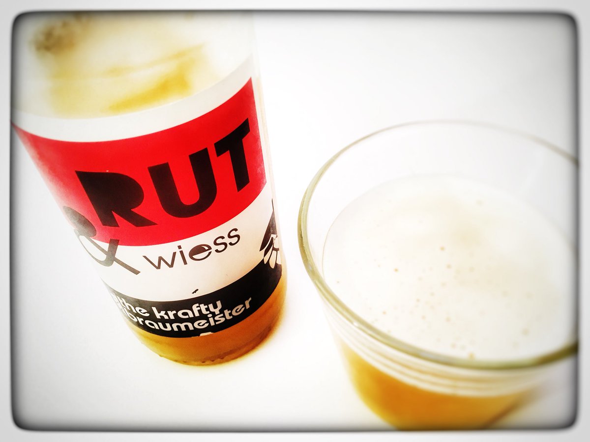 clynt1962's tweet photo. Enjoying a German Rut &amp; Wiess hand crafted beer brewed right here in #Suffolk by @kraftybraumeist in #Leiston the best tasting beer 🍻 this side of Munich! #beerdrinking #alcohol #brewery https://t.co/bPjgjLpjLy