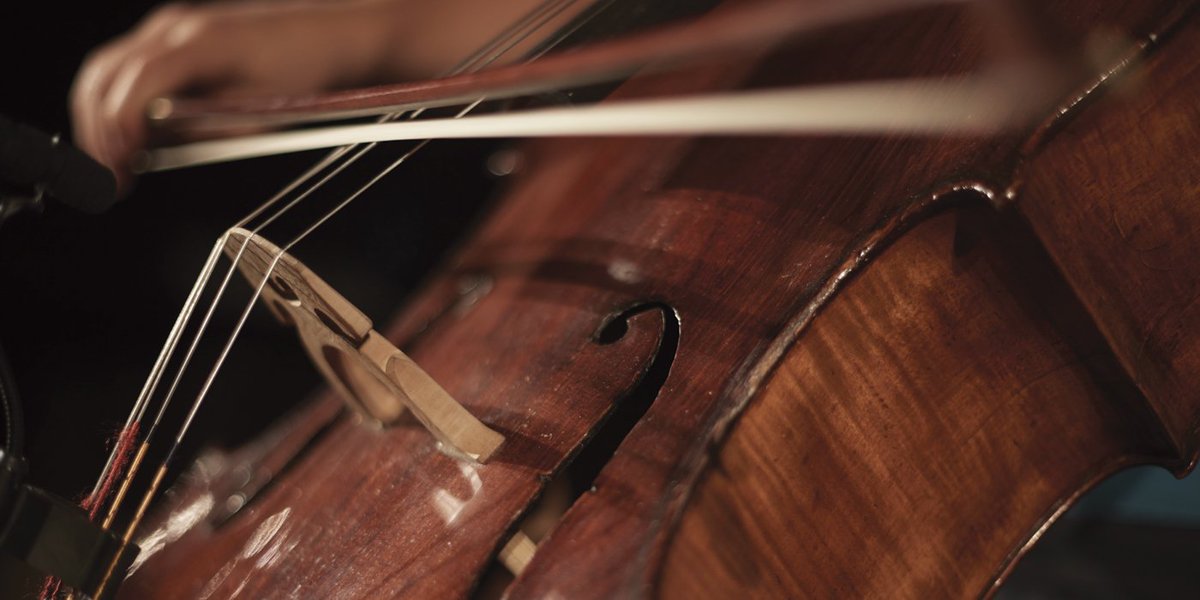 MakeMusic_Cloud's tweet photo. How does having a warm-up routine benefit your ensemble? https://t.co/vhUapODMc9 #musiced #Back2School #rehearsalprocess #musicedchat https://t.co/S129lZnbIv