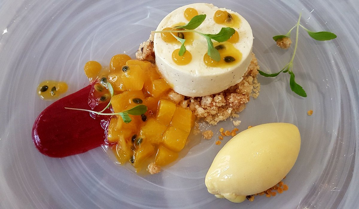 Excellent 🍽 <a href="/MarcFosh/">MarcFosh Restaurant</a> <a href="/MarcFoshGroup/">MarcFosh Restaurants</a> <a href="/palmademallorca/">Palma de Mallorca</a> <a href="/PalmadeMajorque/">Palma de Majorque</a> <a href="/guideMichelinFR/">Le guide MICHELIN</a>