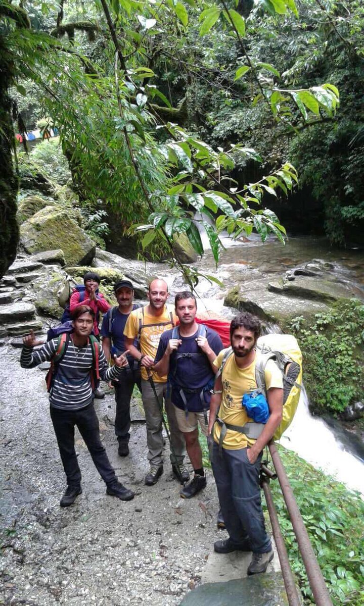 #Poonhill #trek with our guests. Have you booked your Trip to #Nepal yet? 🇳🇵 join us today. Email:info@sisnerover.com 
sisnerover.com #trekking #adventure #hiking #poonhilltrek