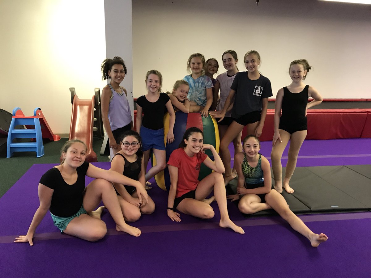 TDC603's tweet photo. So much fun today at day 1 of Unicorn Camp and Acro Camp! 💜💙 #tdc603 #tdcsummer #unicorncamp #acrocamp https://t.co/sqlF96cams