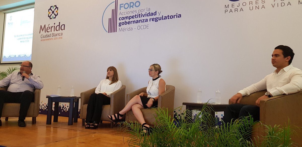 El objetivo de este foro es dar a conocer las buenas prácticas de gobiernos subnacionales en México, que inciden para un ambiente de negocios adecuado, así como la experiencia desde la visión empresarial para una mejor Gobernanza. 

Para mayor información: merida.gob.mx/foroacciones