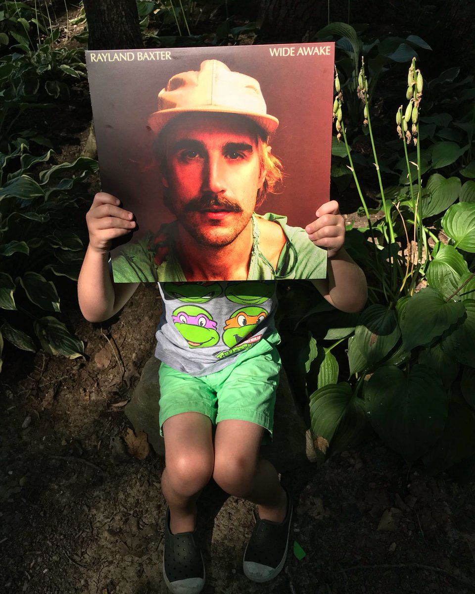 RiversReviews's tweet photo. @RaylandisHere has a new album. I really like the sound and his hat. Pairs well with @OrvillePopcorn and @JuicyJuiceUSA 4.5/5 Cars 🚗 🚙 🚘 https://t.co/rOLuX2UMso