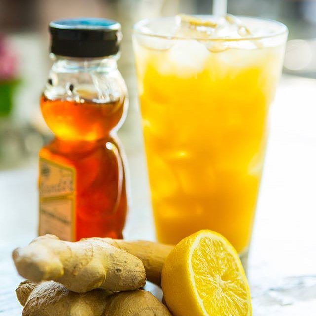 CiaoForNowNYC's tweet photo. Cool down tonight with our famous Iced Ginger Green Tea with 🍋&amp;🍯!!
Tonight’s Soups:
Gazpacho (Gluten-free and vegan) 
Red lentil in coconut milk curry (Gluten-free and vegan) 
Shrimp bisque 🍤 🍜 
Tonight’s Other Menu Items:
Raw kale salad (Gluten-free… https://t.co/rBVfIGPnDD https://t.co/ZdKFYqq1bG