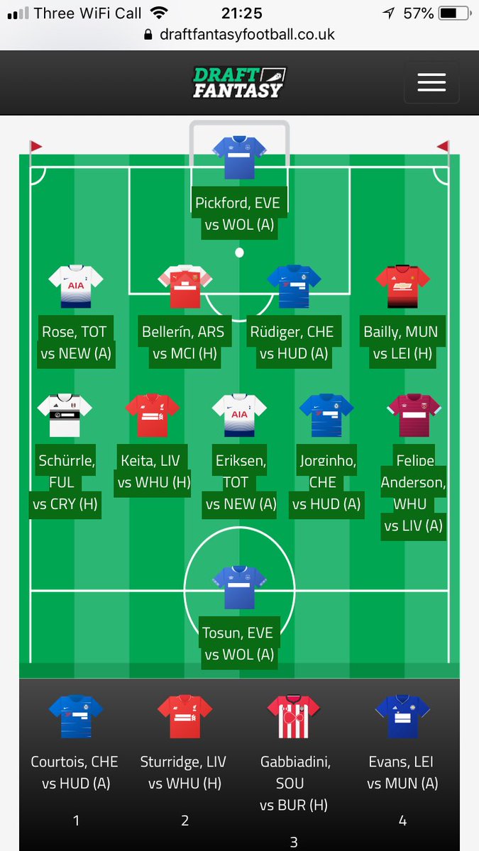 jps8513's tweet photo. That was a tough #draft. 9th pick out of 10. Need some strikers signed before deadline day urgently @DraftFantasy #draftnight #draftff https://t.co/bQz6fCn4kX