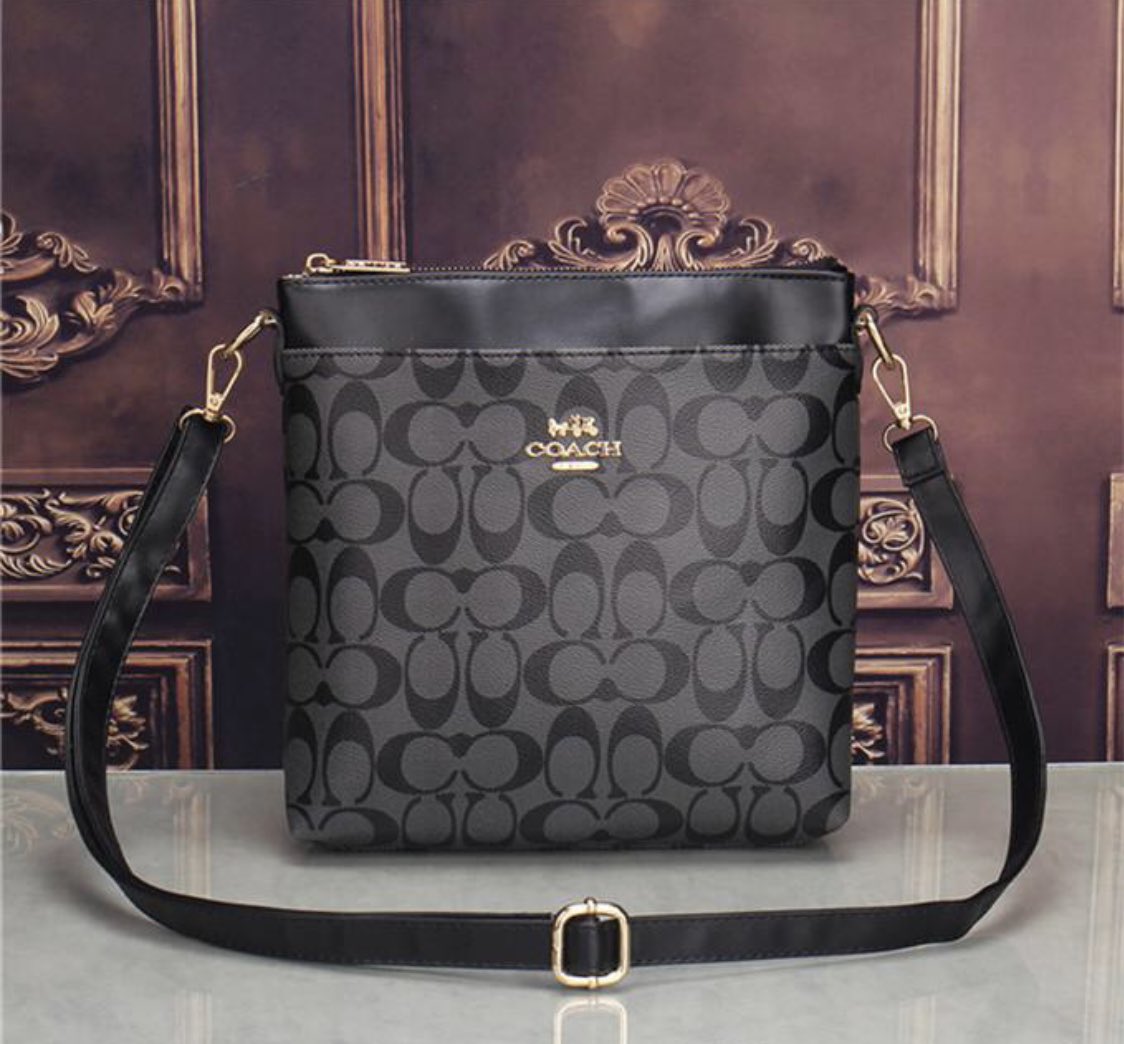 SelectshopMii's tweet photo. COACH ショルダーバッグ

高品質‼️

￥5,000 https://t.co/GSq7EO1hOJ