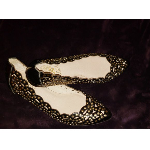 tamaleconsalsa's tweet photo. So good I had to share! Check out all the items I'm loving on @Poshmarkapp #poshmark #fashion #style #shopmycloset #divalounge #sugar #vincecamuto: https://t.co/rc5aMmjMoS https://t.co/jfcT3YRKbg