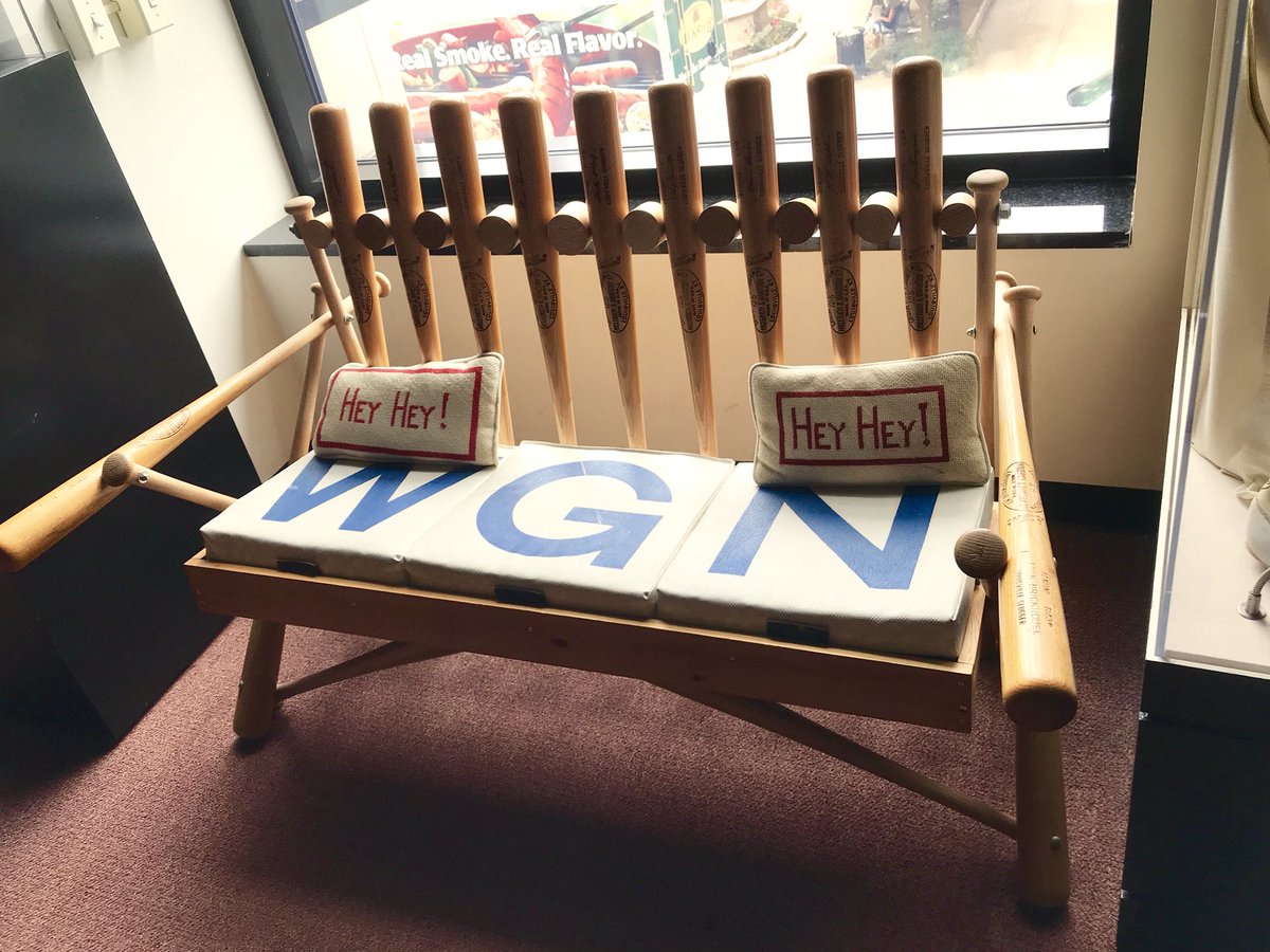 RaisingTheHustl's tweet photo. Today at NIASHF, with George Randazzo.
#WillieMosconi
#NIASHF
#JoeDiMaggio
#RaisingTheHustler https://t.co/6Qz2W6l2bM