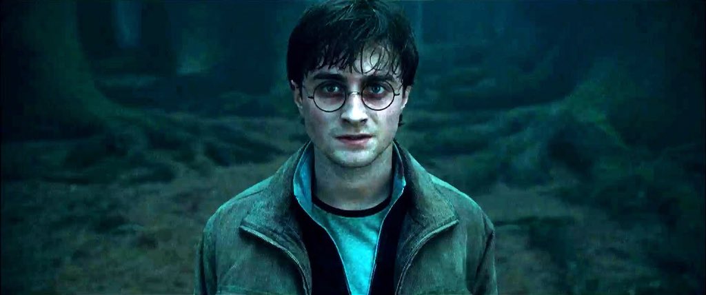 UhdesirableNo1's tweet photo. "Ser el maestro de la muerte no es conseguir la inmortalidad. Es aceptar la muerte, esto es conquistarla" 
#HappyBirthdayHarryPotter https://t.co/wlIZ1APlBz