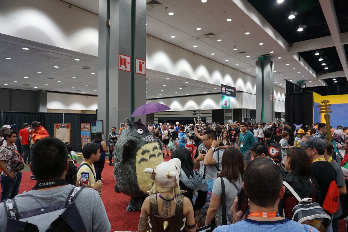 djabblends's tweet photo. Here's a few pics of my final product Totoro! LA Anime Expo

Follow my Instagram @ 94noface

@testedcom @donttrythis #AskAdamSavage https://t.co/ABe5rRwPJr
