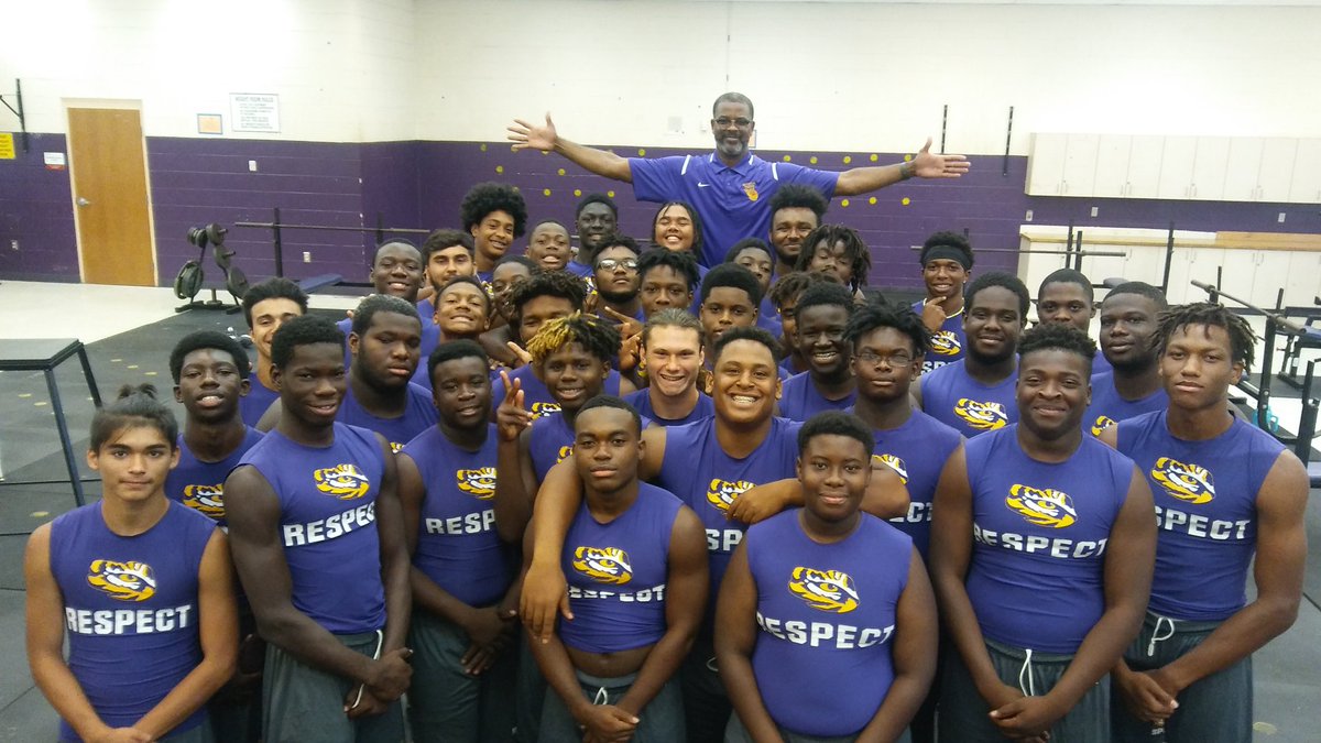 DerrickcrudupSr tweet media