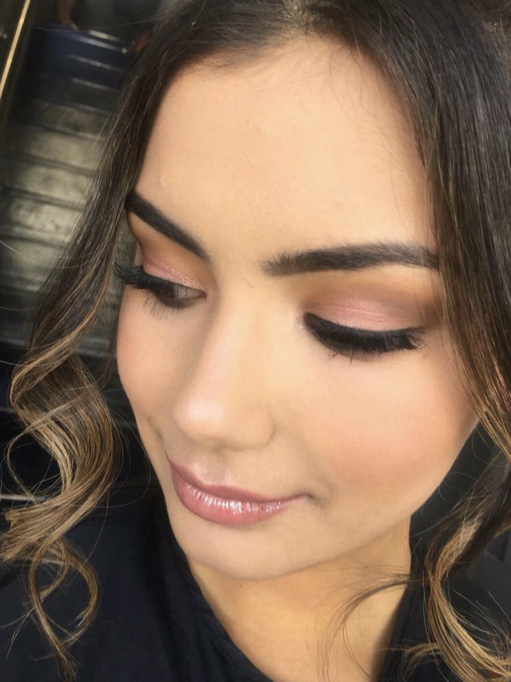 Buffmakeup's tweet photo. Take 2 of this super flawless finish #makeup by @glam_power  #buffmakeup #bufflove #beauty #makeuplook #buffhession https://t.co/TqDCESgfe2