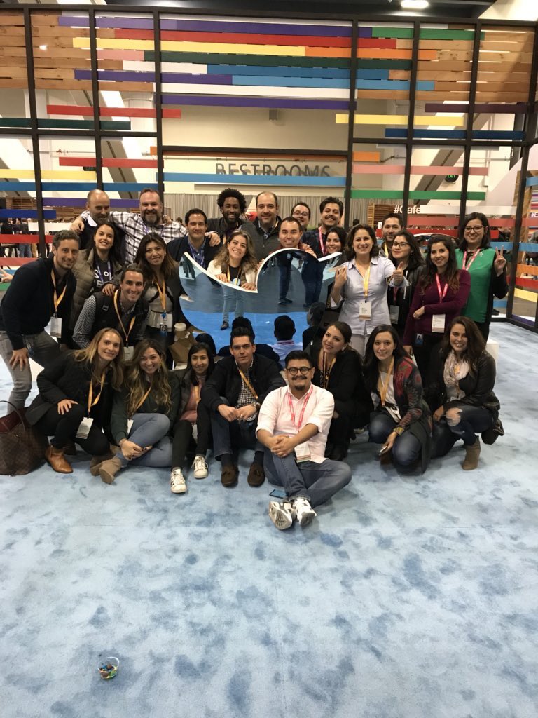 HugoRodriguezN's tweet photo. SP LatAm and friends #OneTeam https://t.co/ItNNzWewCR