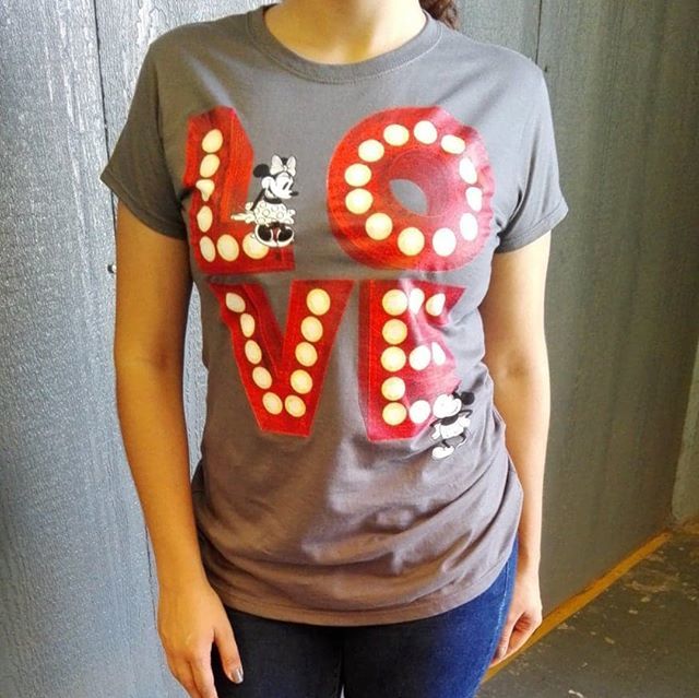 tShirtGuys's tweet image. @originaltshirtguys #professionalscreenprinting #disneyworld #minniemouse #mickeymouse #love #instablog #stylish #teeshirts #shirtoftheday 
info@tshirtguys.com,
georgev@tshirtguys.com ☎️619 793 4635 ext. 116 ift.tt/2LSQaQv