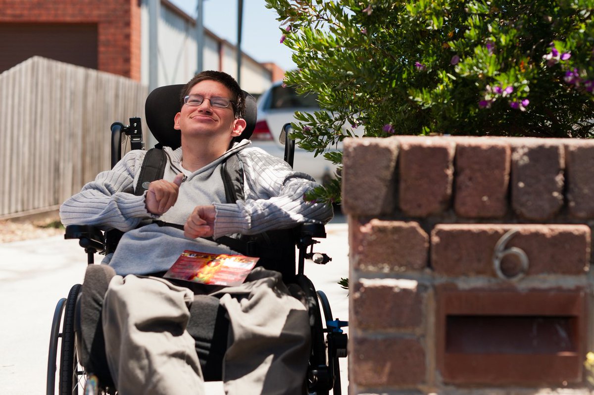 CDCgov's tweet photo. CDC is using #Medicaid data to better understand the health needs of people with intellectual or developmental disabilities, like #cerebralpalsy or #autism. Check out the latest findings! https://t.co/nzg8237Gal https://t.co/dTCkKett75
