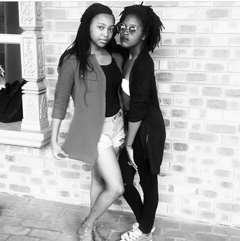 Igewdxis's tweet image. Kool-Aid 
So we now asking if Kiki is riding , I mean I&apos;m still asking if Annie is okay, didn&apos;t he say just hold on we going home, did they ever got there??? @Drake #BlackTwitter #WTFTumi #ThreadLord #TheQueenMzansi #TuesdayThoughts