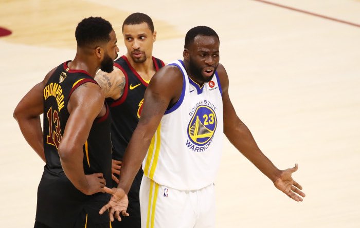 TheHoopCentral's tweet photo. Tristan Thompson and Draymond Green got into a fight earlier this month at an ESPY’s party. Dray was trying to apologize, but TT wasn’t hearing it and punched him twice. LeBron and KD reportedly broke up the fight. 

TT the first person to put Dray in his place and I’m loving it. https://t.co/zVKjLpHWLO