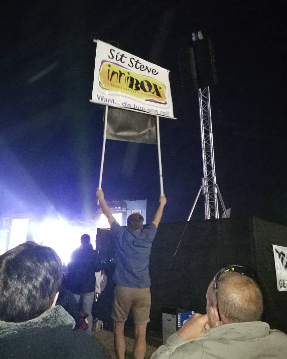 Michell82421777's tweet photo. @steve_hofmeyr  #SouthAfrica #Innibos2018 https://t.co/D8F6z4bH7M