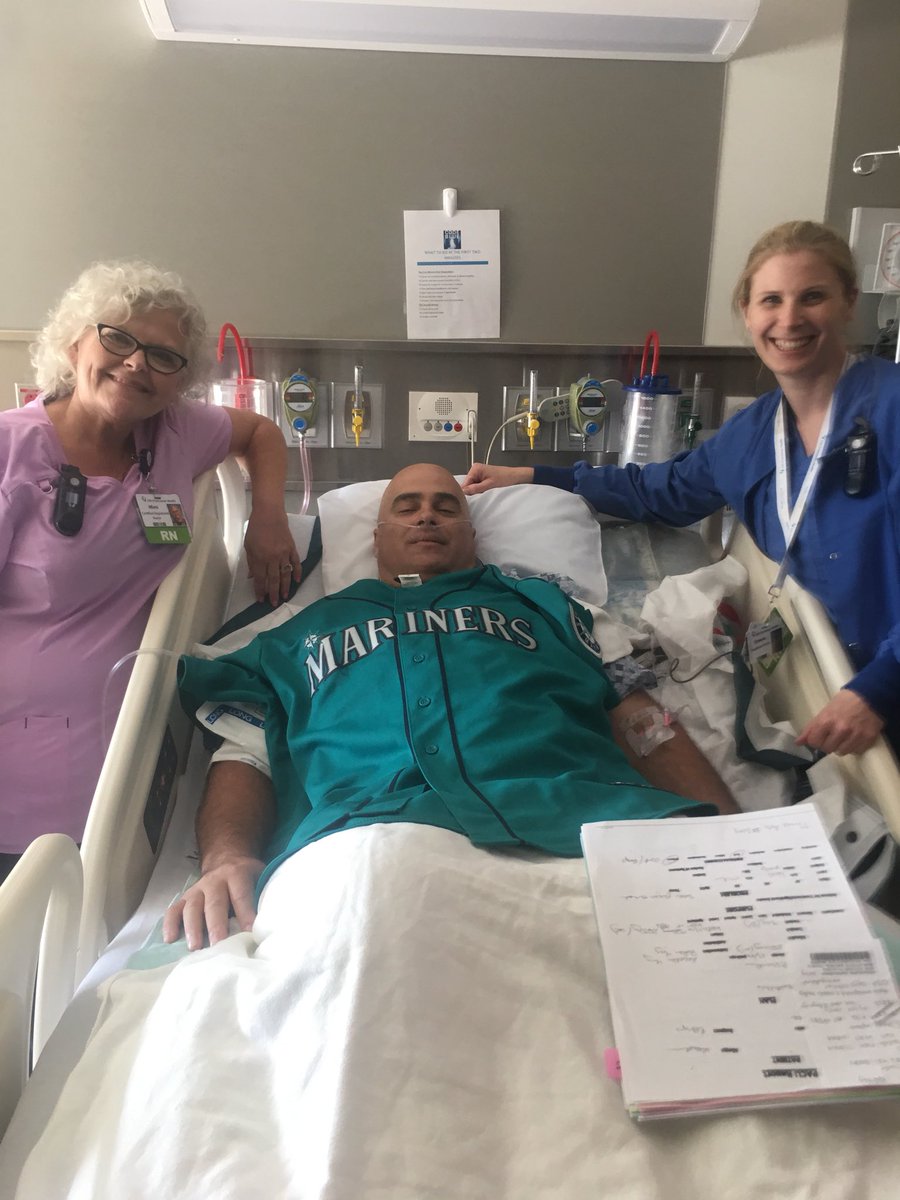 Feedthedawg13's tweet photo. #WhereIRoot
Rooting for Mariners with new right knee at St.Elizabeths in Enumclaw #RobynAlexSam ❤️#TksReesaLinda #TksRyanBean #KevinForsmanEricAndersonRIP #EHSBaseball #EHSDrama ❤️ https://t.co/gJ961AJNN1