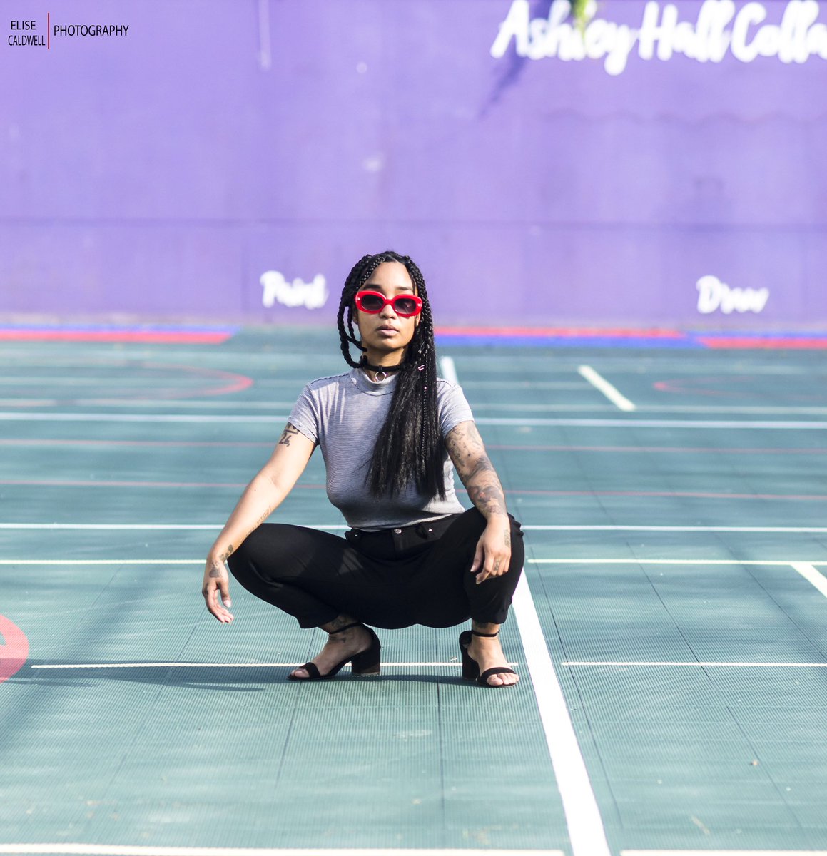 veethehippy's tweet image. og princess, graceful poses 🍒

📷 : @Brownbonee1