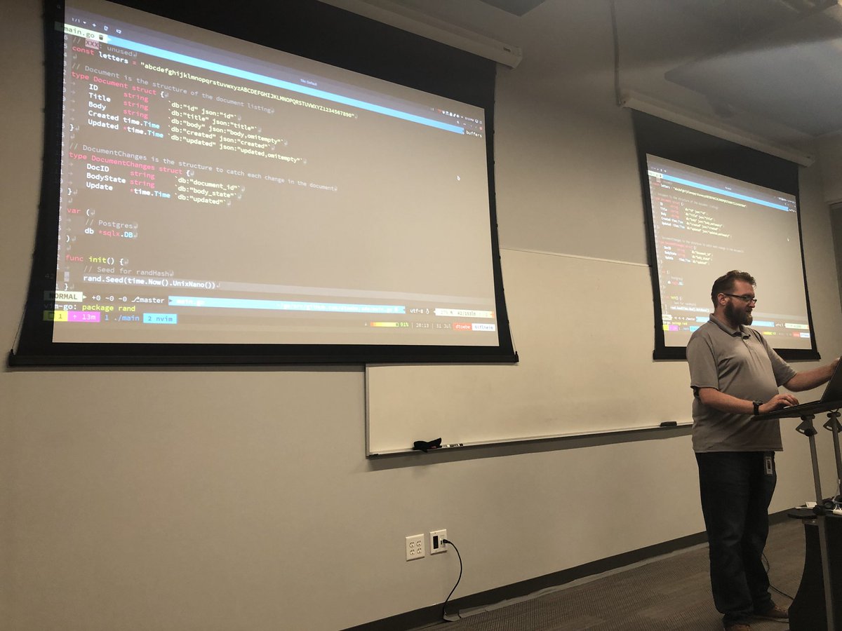 golangPhoenix's tweet image. @dtoebe showing off a collaborative doc edit site. #golang @galvanize #golangphoenix