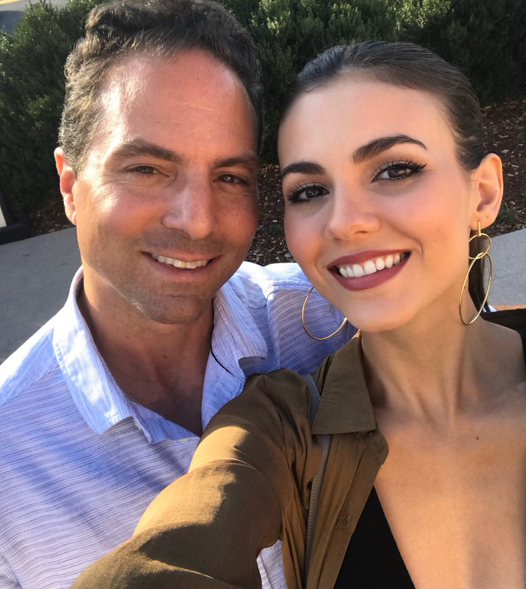 Sam Khouth | Movie Christmas!, image size:1071x1200