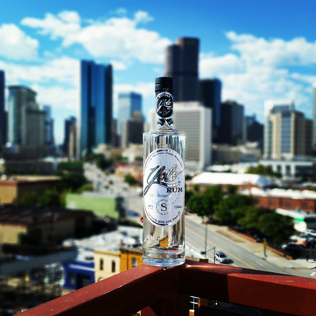 YoloRum's tweet photo. Always proud to represent the #MileHighCity! Happy #ColoradoDay.
#Denver #Colorado #FunRum #Rum #ColoradoDay2018 https://t.co/2fGNEWB21S